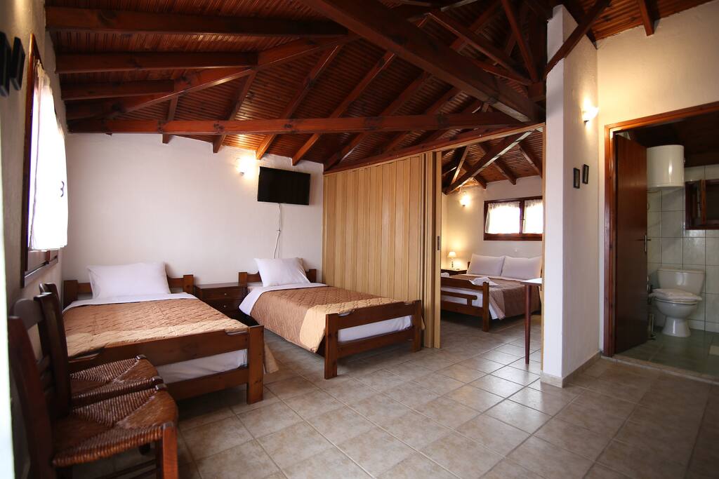 "AkTys" Attic studio apartment