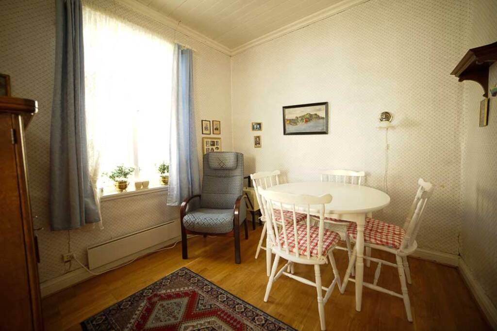 Breakfast room