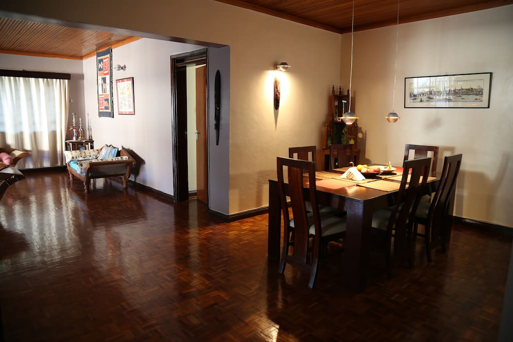 Dining room and Longue