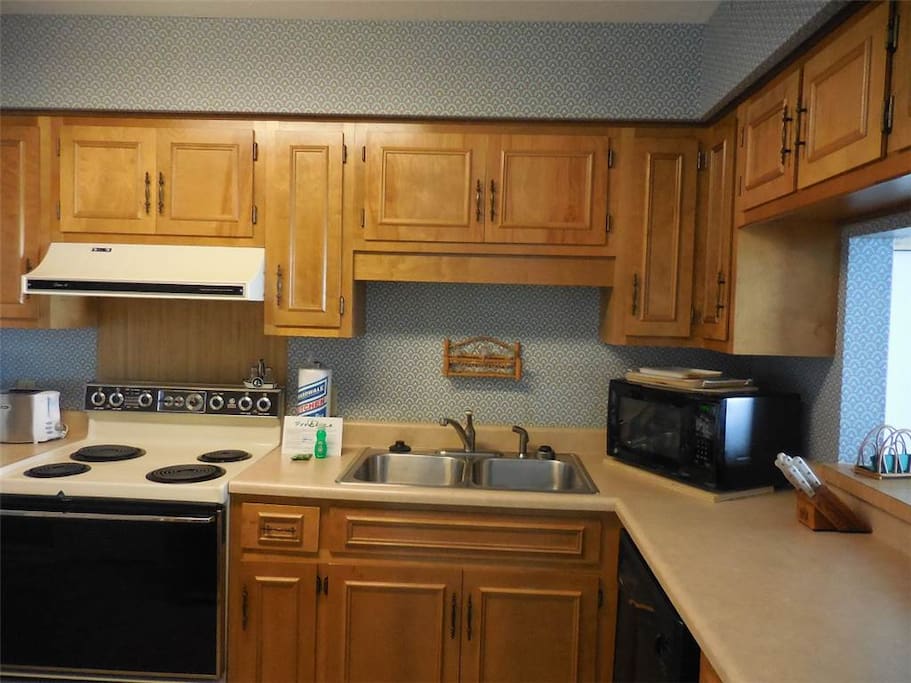 Indoors,Kitchen,Room,Oven,Sink