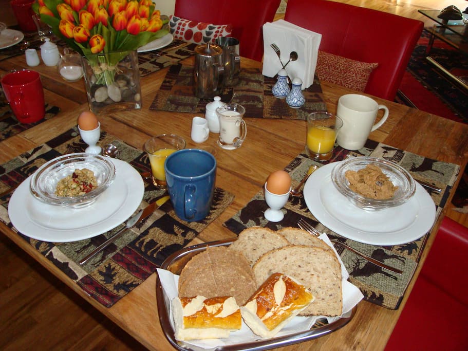 Start your day in the Rockies with a home made hot & cold breakfast