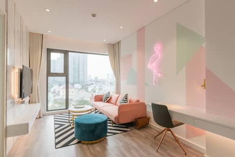 Luxury Tropical 1 BR w/ City Views in Gateway
