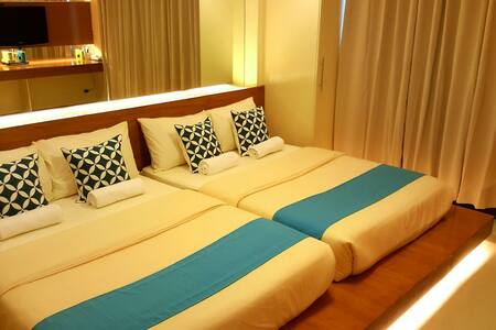 Bright Place near Grand Canal Mall w/Netflix❤️👍!