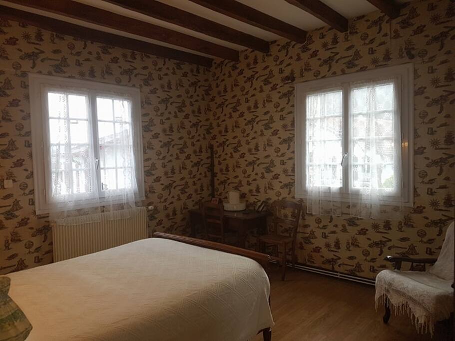 Chambre 1 pour 2 adultes + 1 enfant