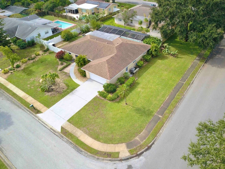 Bradenton Minutes to Beaches Heated Pool CM1 Houses for Rent in