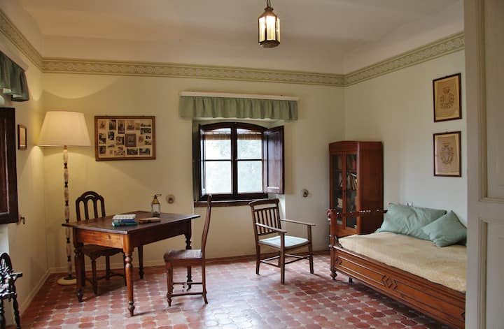 garsónka s jednolôžkom