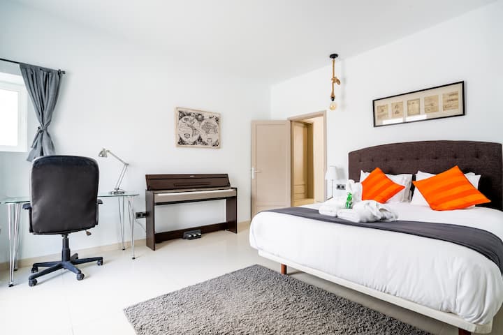 'Freddie' -slaapkamer met groot terras