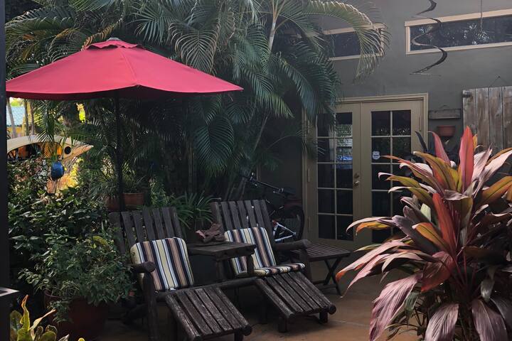 Nestled between the intra-coastal and the beach!