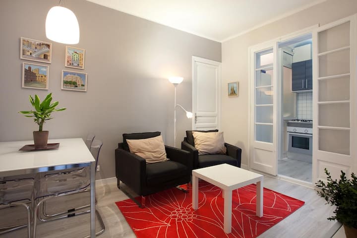 Apartment For Rent Near Camp Nou