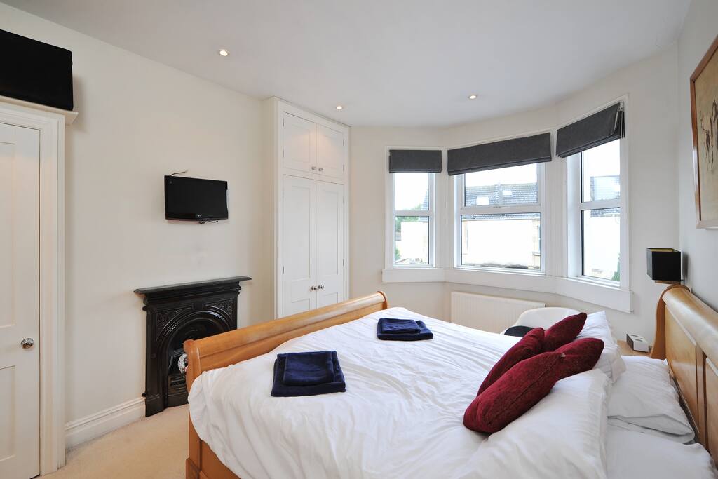 Master bedroom super king