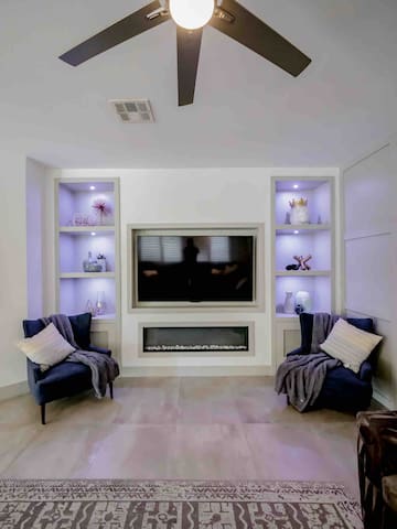 Modern Garden Estate 5br 5 mins from the Strip gallery image 4