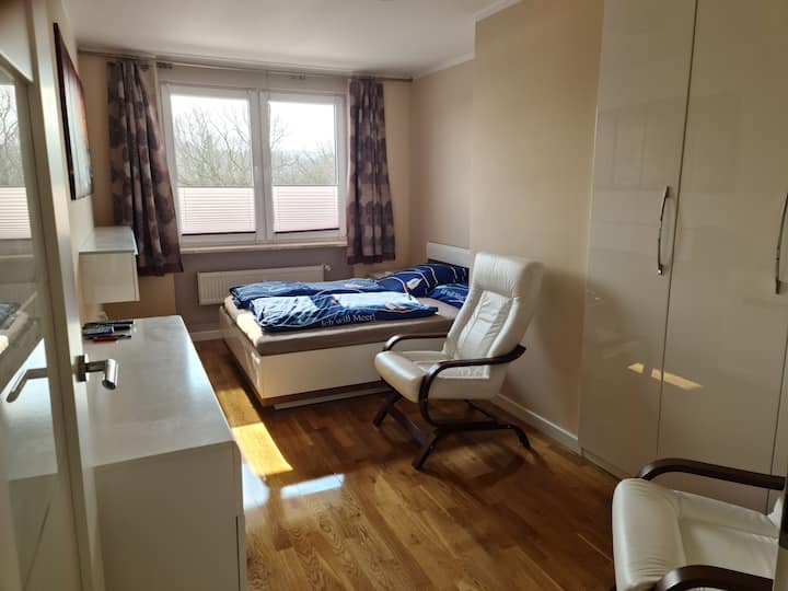 The second room on floor 6 with the double bed 