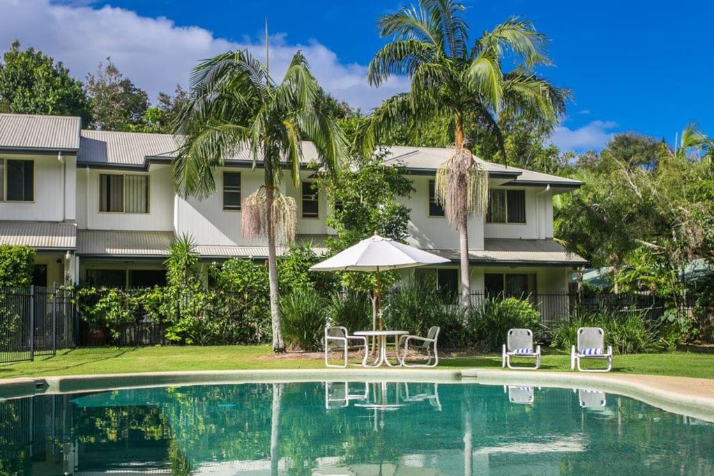 Outdoor heated pool & BBQ area