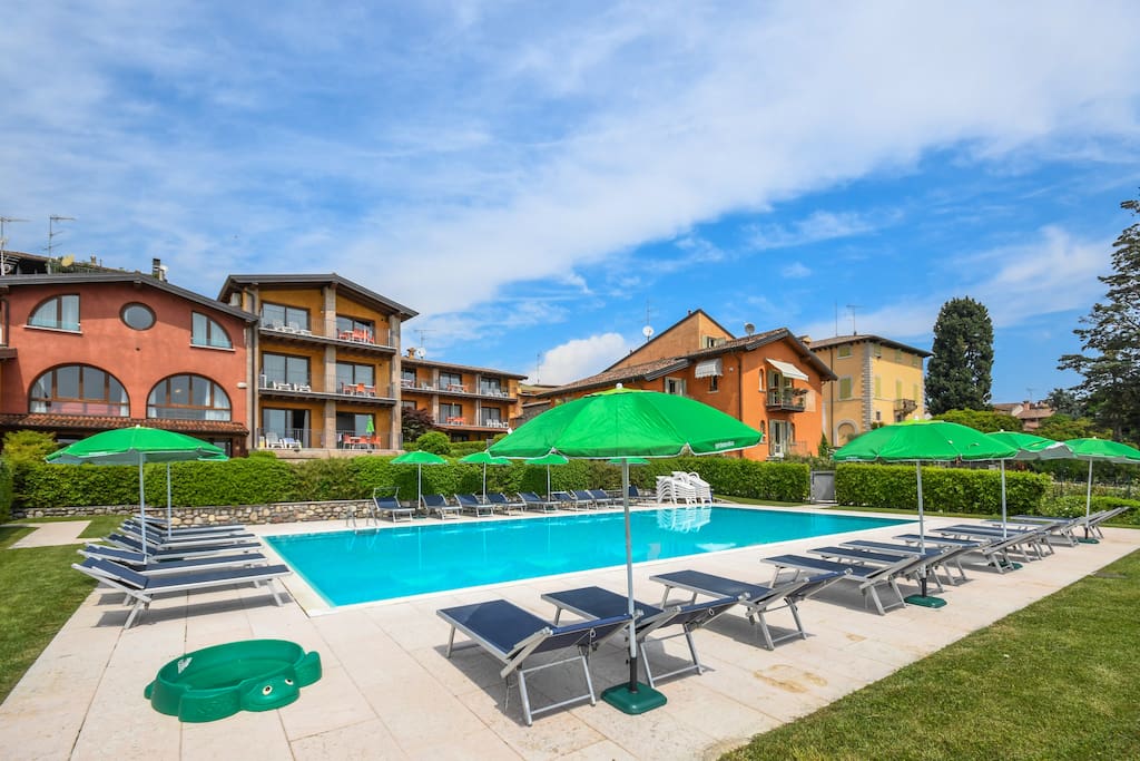 Sun loungers and parasols are at your disposal by the pool!