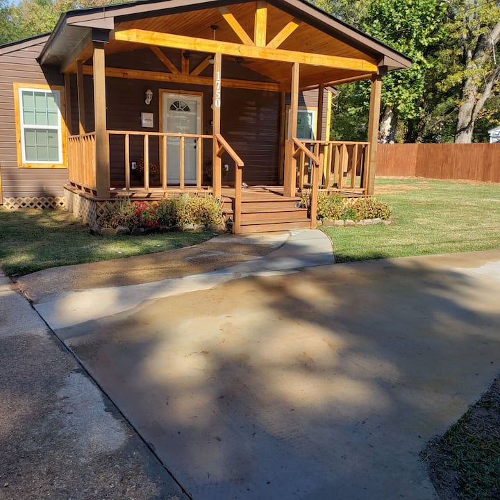 Kim's Golden Getaway Houses for Rent in Shreveport, Louisiana, United States Airbnb