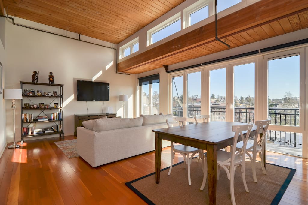 If you like watching tv from the dining table, you're set!