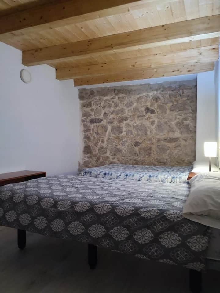 غرفة النوم 2