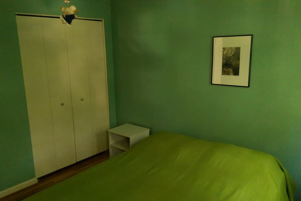 Queen bedroom