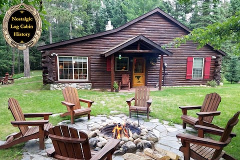 Romantic & Charming Luxury AuSable River Log Cabin