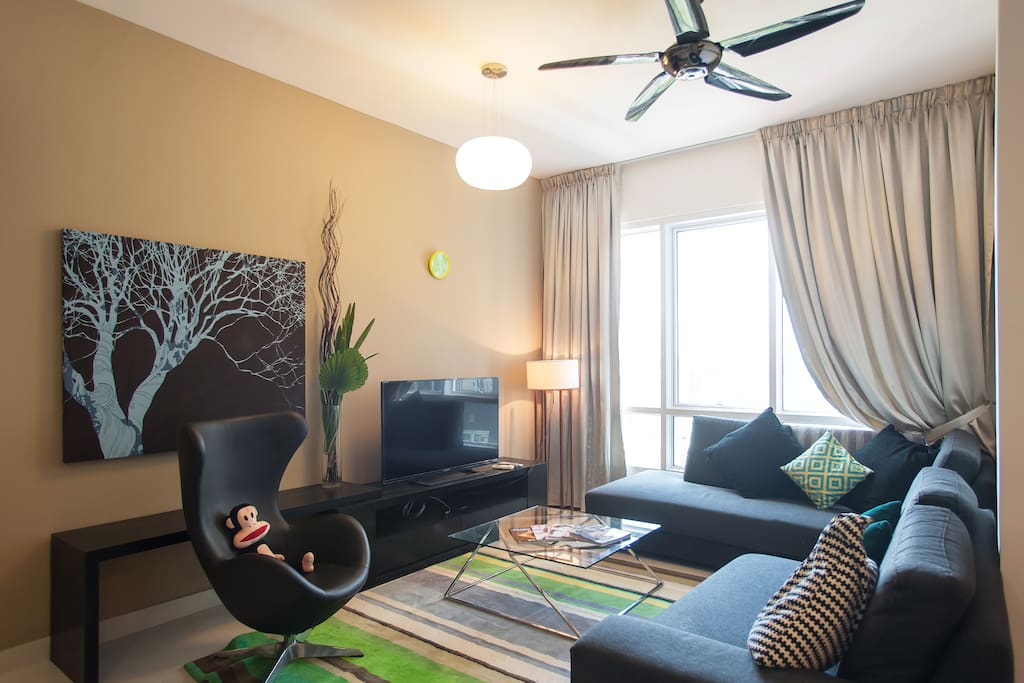 Living Room with TV and High Speed Internet Provided