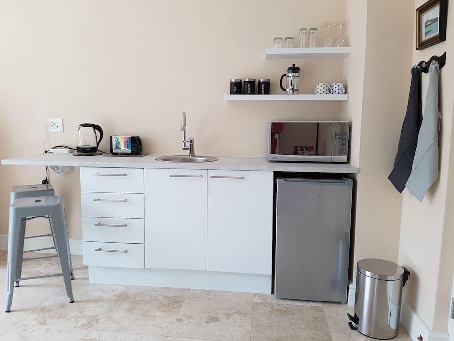 Studio Kitchenette