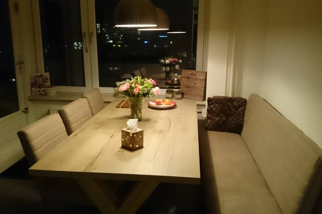 Kitchen dining area