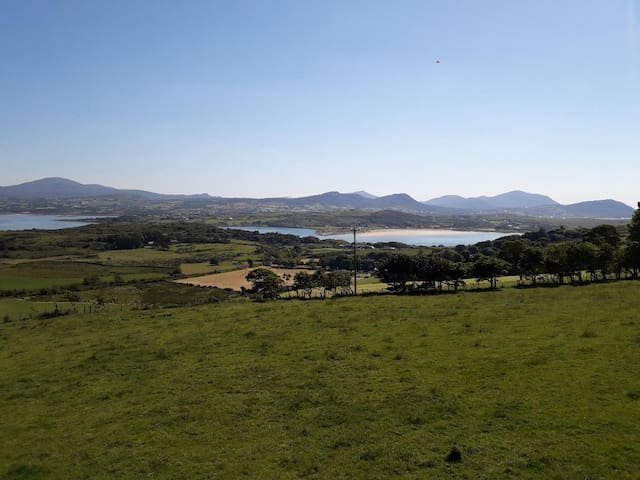 Malin View (Entire 4 Bedroom  house in Malin).