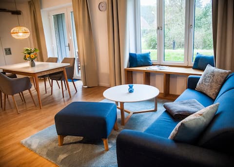 "Kleiner Haussee" basement apartment with terrace