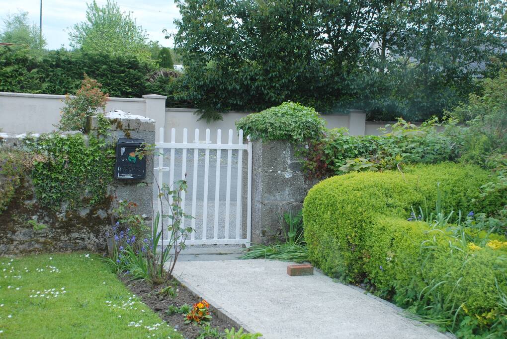 Front garden gate.