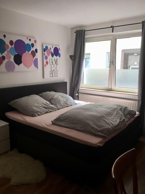 Schlafzimmer Bett (180x200)