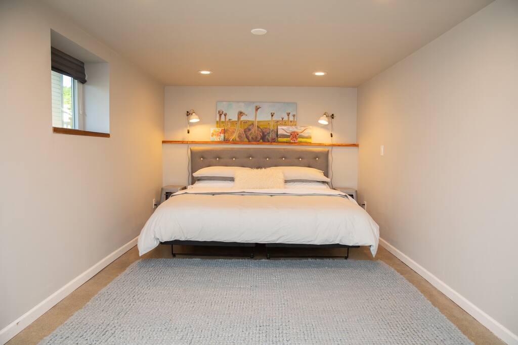 King sized bed