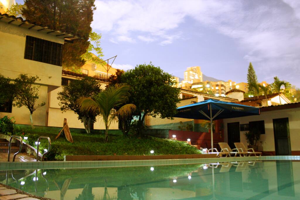 Pool @night