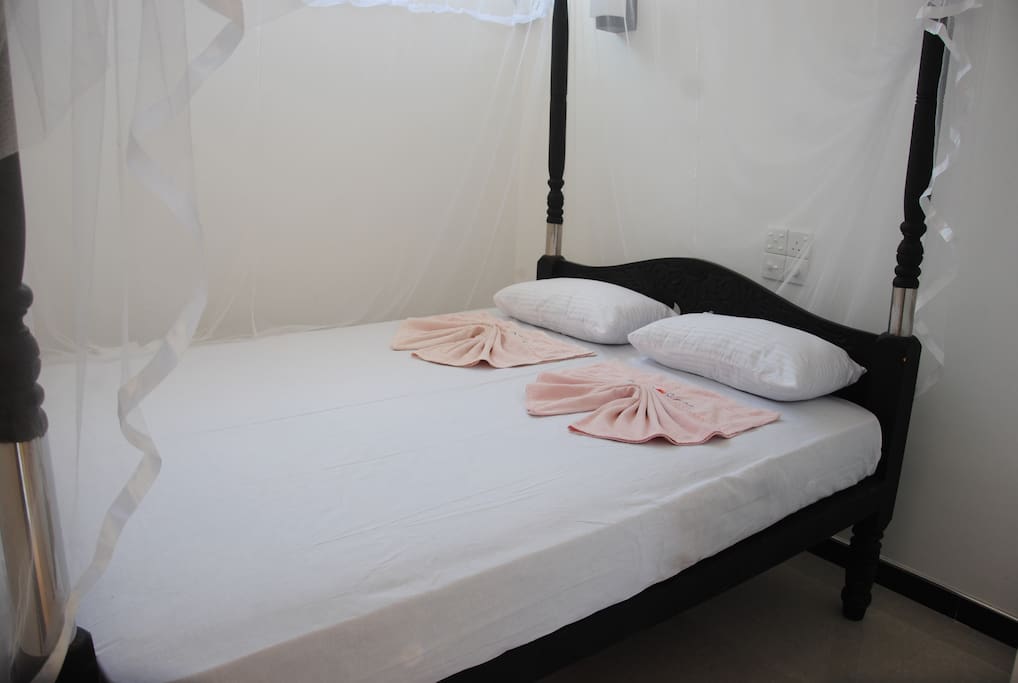 Bed room