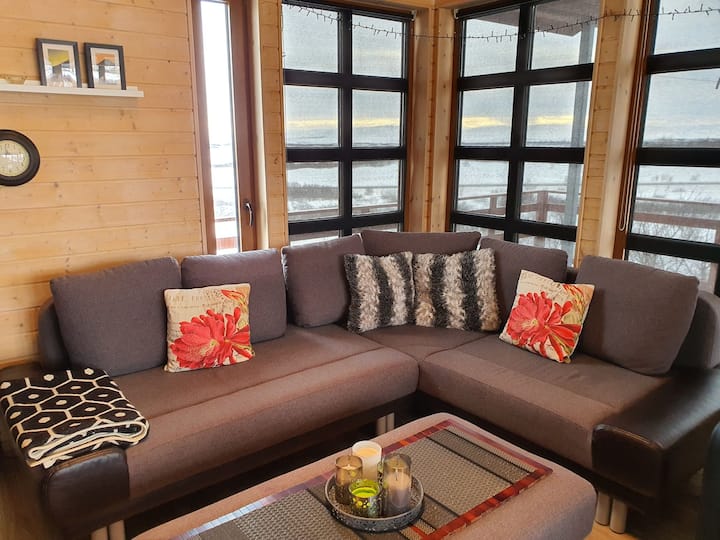 Cosy Cottage, 3 Bedroom - İzlanda