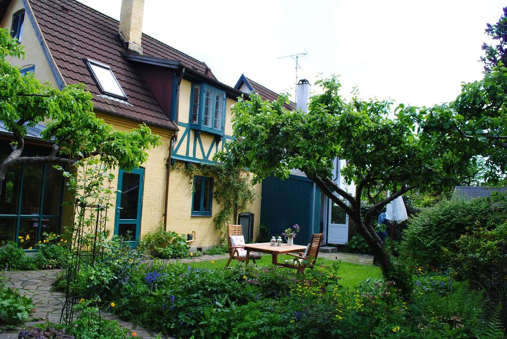 Another angle house and garden