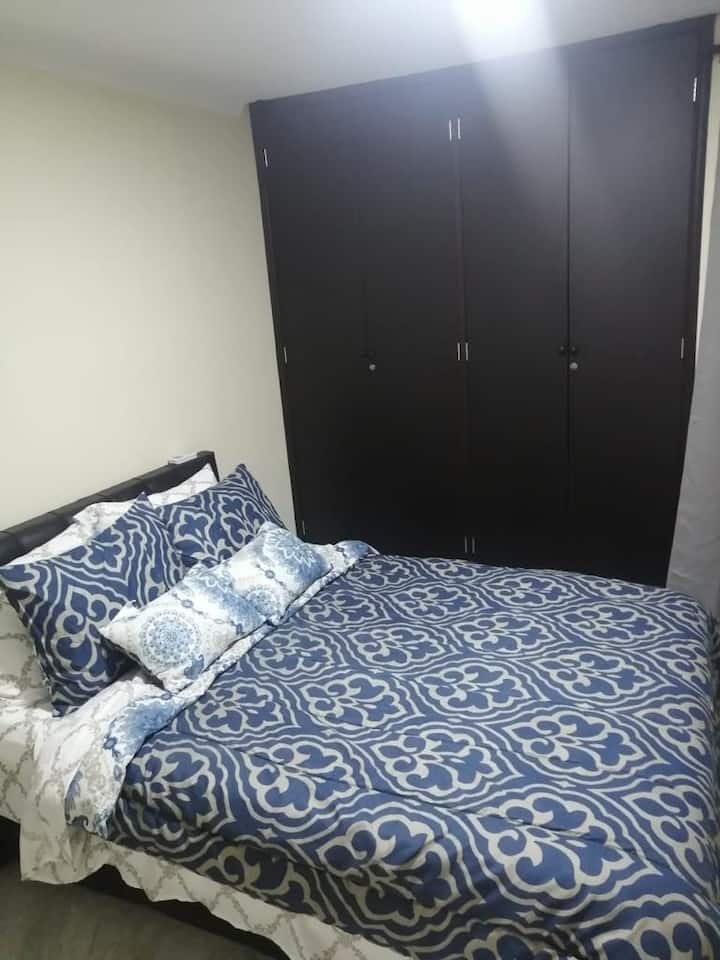 ตู้เสื้อผ้าห้องนอนหลัก