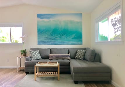 The Haleiwa Wave House