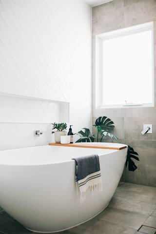 Suncatcher House gallery image 5