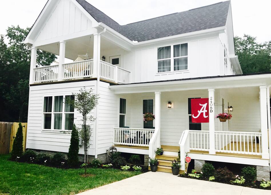 Farmhouse in the city!