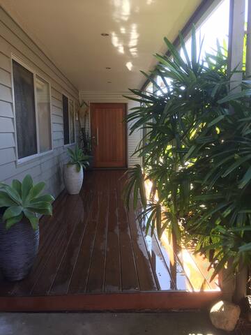 Brodie House & Bungalow, Pet Friendly gallery image 2