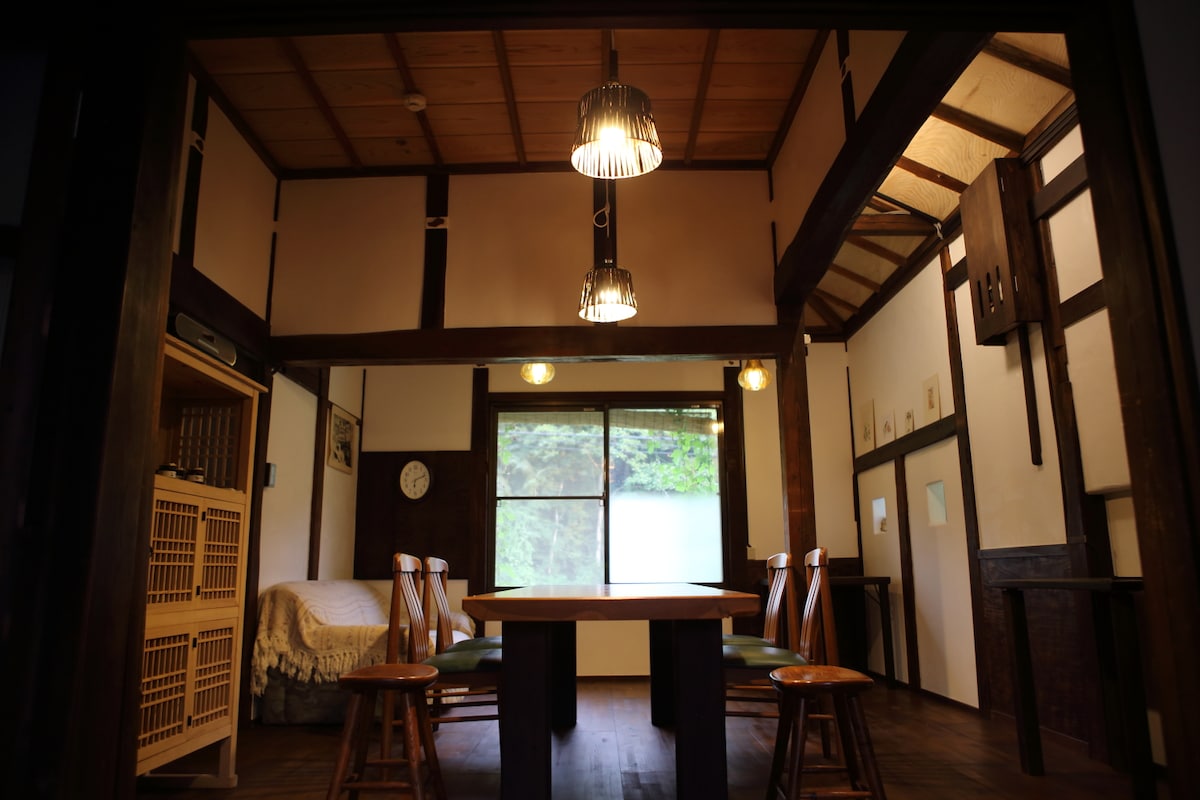 Airbnb、民泊、ゲストハウス用の家具・家電一式セット（５名滞在） - 寝具