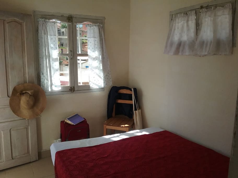 Double room and a single bedroom