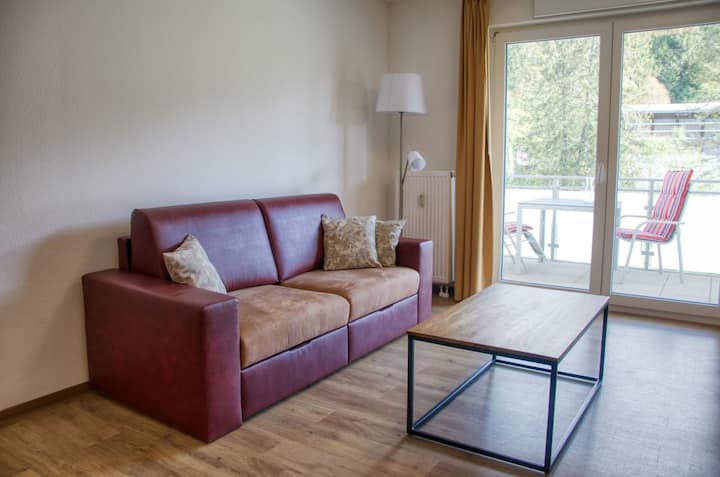 Sofa (convertible with footrests or to sofa bed for 2)