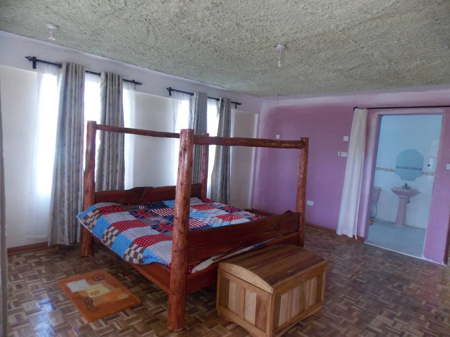 One of the main bedrooms