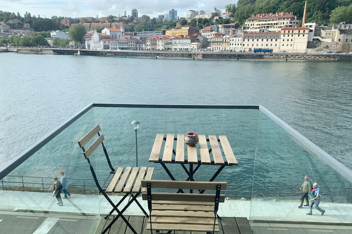 Douro Destilaria Residence 3BD by PCH