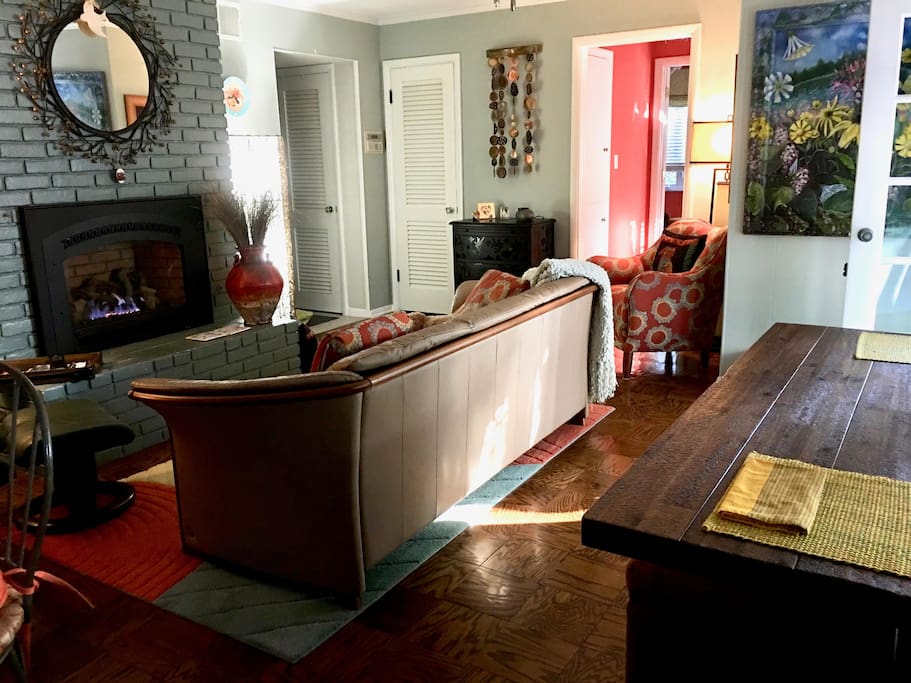 Family/dining room, kitchen