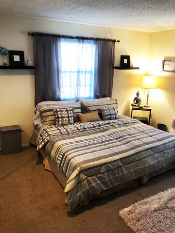 Beautiful Private Suite w/Private Bath