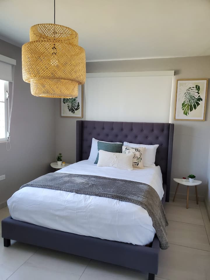 3号卧室，标准双人床垫（热带装饰）