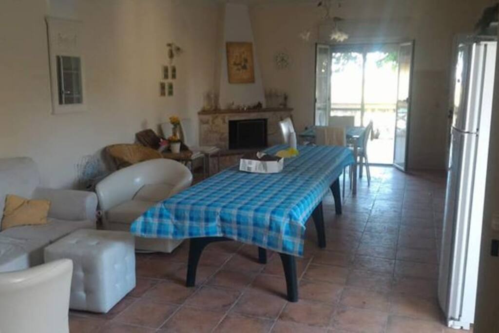 Zona living room(cucina e salone)