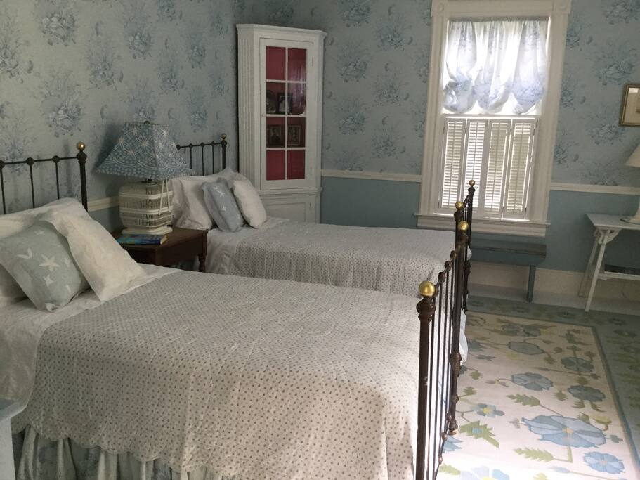 Bedroom #2